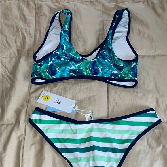 Cupshe Bathing Suit - Picture 2 of 3